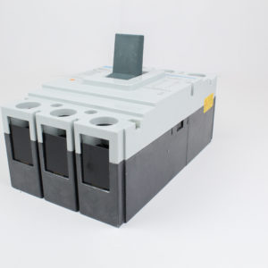 Interruptor termomagnetico marca CHINT 315-400A