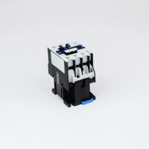 Contactor marca CHINT 12-32A