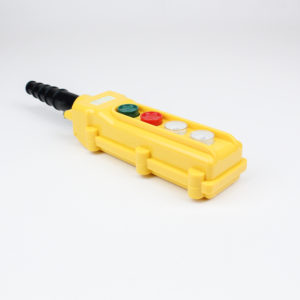 Botonera para grua 2 botones y ON/OFF marca CHINT