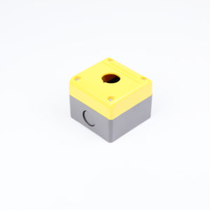 Caja 1 hoyo amarilla marca CHINT