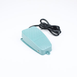 Interruptor de pedal metalico marca CNTD