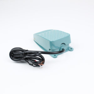 Interruptor de pedal metalico marca CNTD