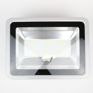 Reflector 100 watts 85-265 volts marca TECNOLED