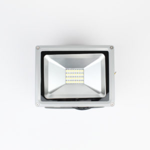 Reflector 30 watts 85-265 volts marca TECNOLED