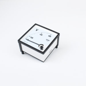Voltimetro de tablero 96x96mm 0-600 volts