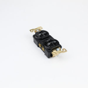 Tomacorriente doble 20A 127V negro