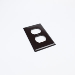 Tapa 2×4″ para contacto doble cafe