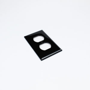 Tapa 2×4″ para contacto doble negra de plastico